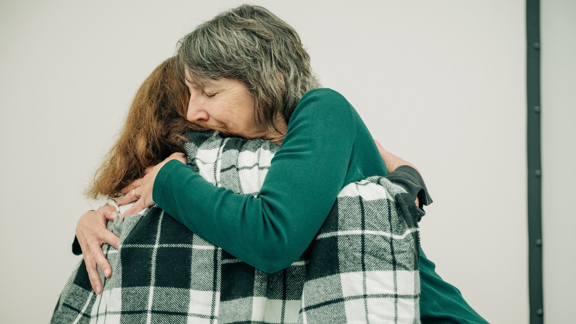 'Like an Angel'—Mom Honors Nurse's Compassionate Care