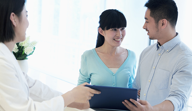 Couple with doctor